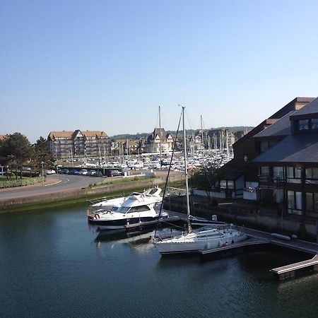 Residence "Les Planches" Deauville Dış mekan fotoğraf